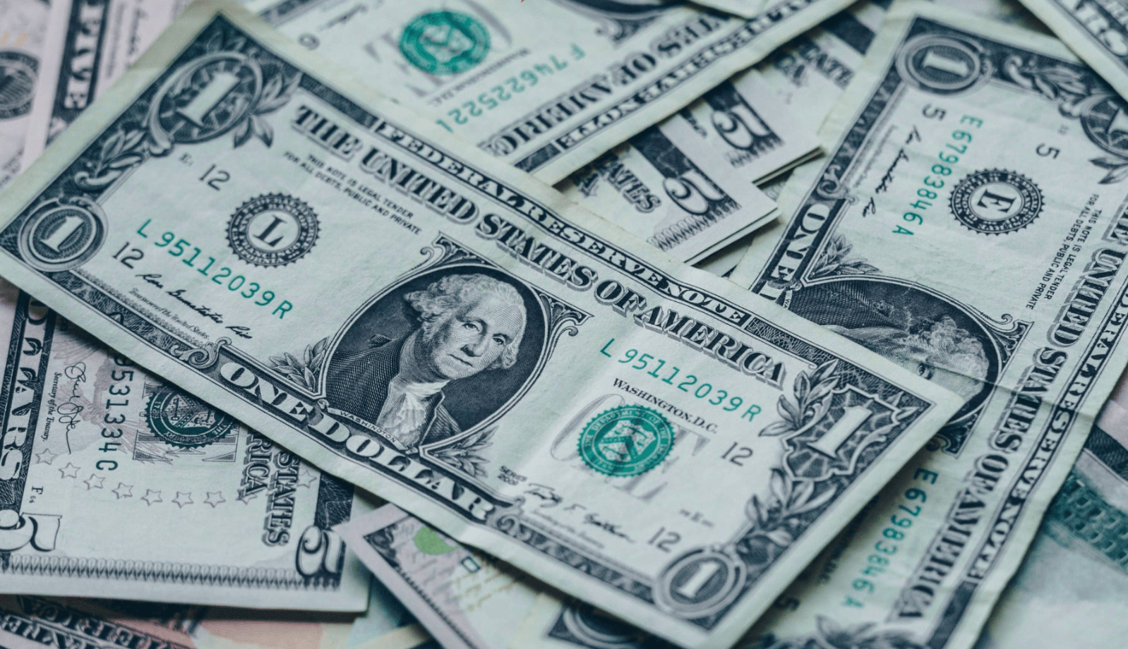 USD suy yếu toàn cầu sáng 26/8: Cơ hội cho thị trường mới nổi và chứng khoán Việt Nam